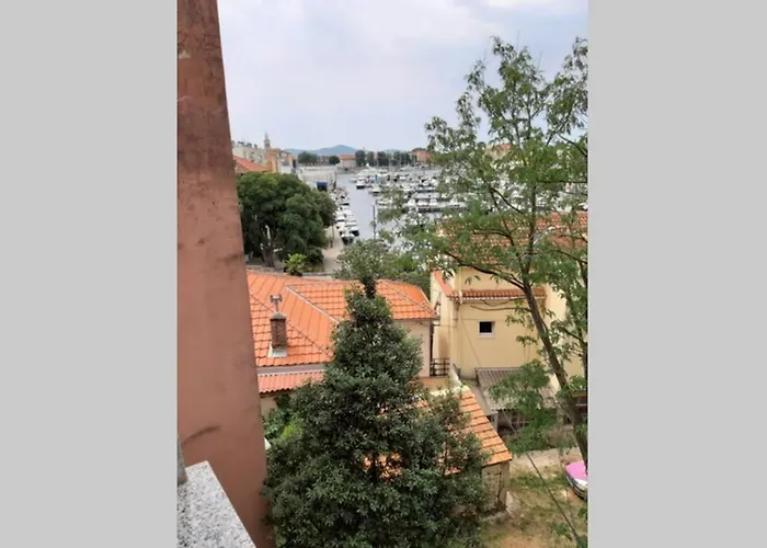 Lenka Apartamento Zadar