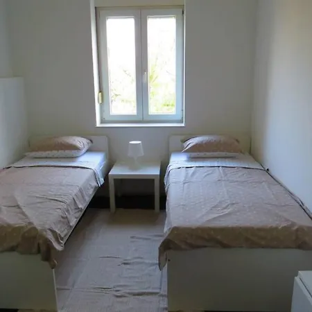 Apartment Lenka